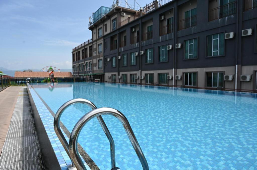 Cenang View Hotel Пантай-Сенанг Экстерьер фото